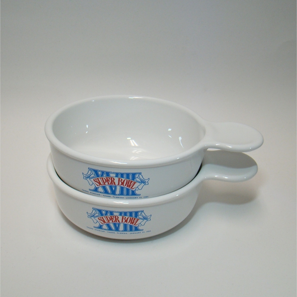 2pc Corning Ware Grab It P-150-B Individual Casserole Bowls, Super Bowl edition